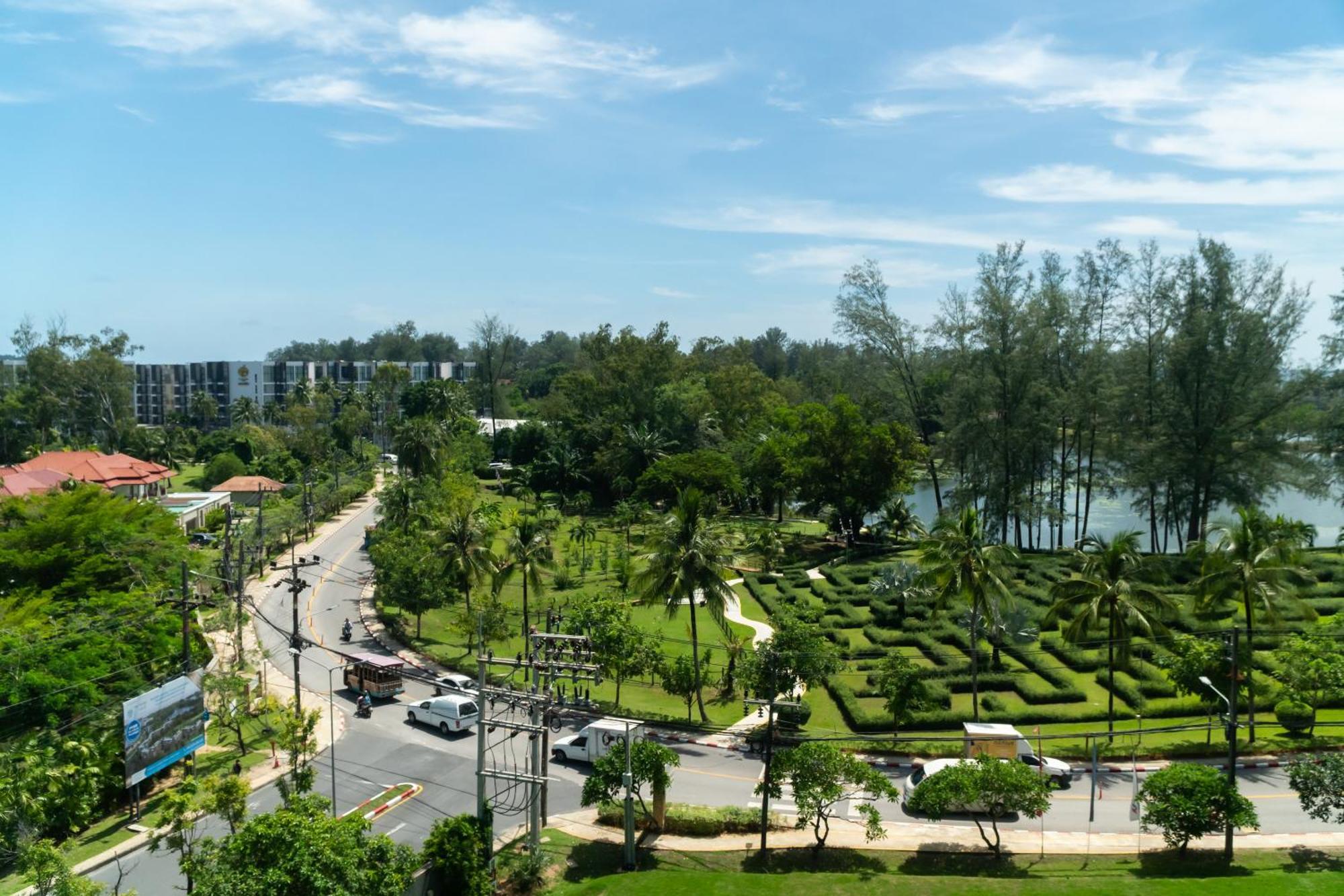 Skypark Apartments By Laguna Phuket Бангтао-Біч Екстер'єр фото